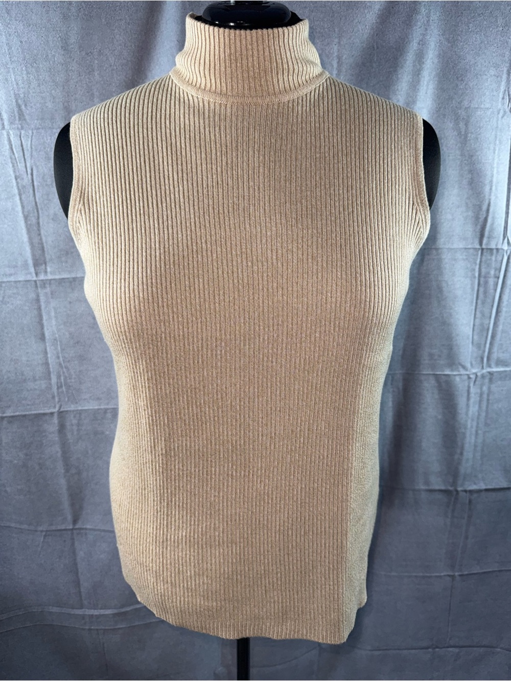 3049-Dana Buchman Sleeveless Turtleneck Sweater - Cream Beige